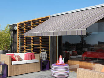 Léto pod markýzou: jak vybrat tu správnou