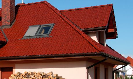 Střešní systémy pro dokonalé zastínění nejen půdních prostor