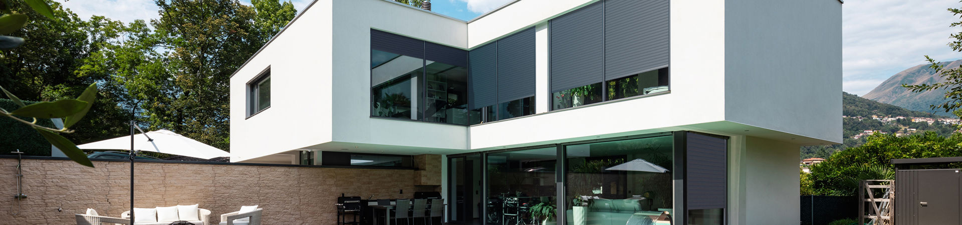 Předokenní rolety a bezpečnost: Ochrana před zloději